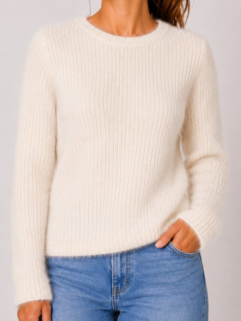 QED London sweater fuzzy off white cream women’s size M/L
